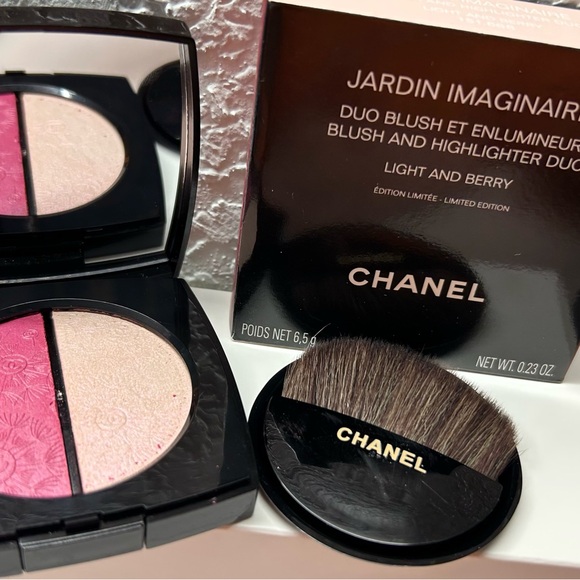 CHANEL Blush Duo - Deep Pink and Soft Rose - Picture 3 of 5